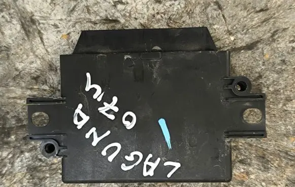 Renault Laguna II Parking PDC control unit/module 8200235627