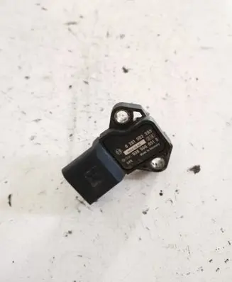 Audi A6 S6 C6 4F Air pressure sensor 0281002399 038906051B