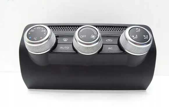 Audi A1 Climate control unit 8X0820043B