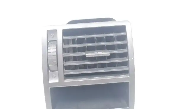 Volkswagen Transporter - Caravelle T5 Dashboard side air vent grill/cover trim 7H1819204A