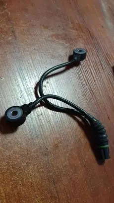 BMW 3 E90 E91 Detonation knock sensor 7568422