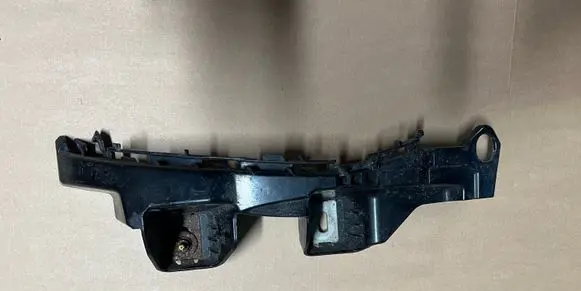 Mercedes-Benz C W205 Bumper support mounting bracket corner A2058850365
