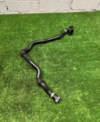 BMW M4 G82 G83 Engine coolant pipe/hose 8096444