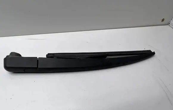 Mercedes-Benz C W204 Rear wiper blade arm