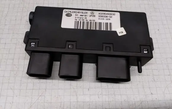 Mercedes-Benz C W203 ABS control unit/module A0295450632 00833802