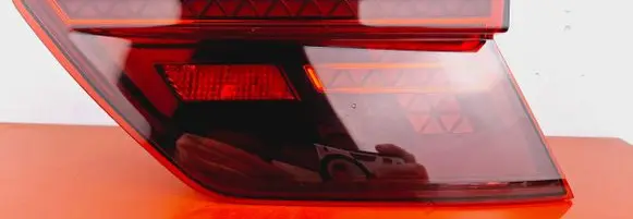 Volkswagen Tiguan Tailgate rear/tail lights 5NA945308E