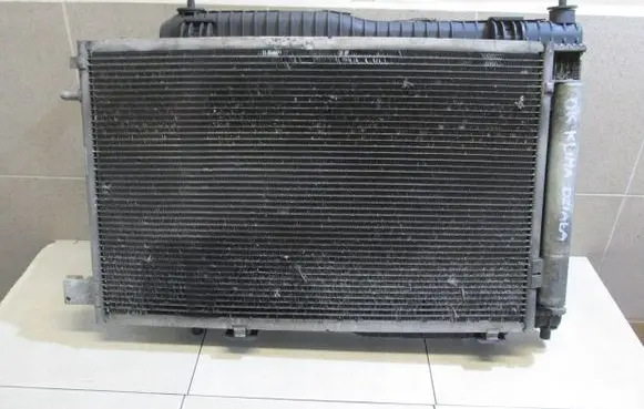 Ford Fiesta Radiator set 