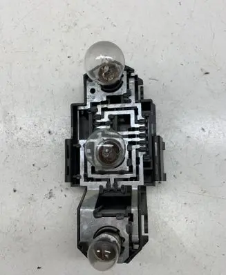 Volkswagen PASSAT B4 Tail light bulb cover holder 3A9945257