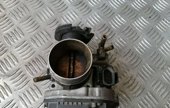 Audi A3 S3 8L Throttle valve 06A133064M