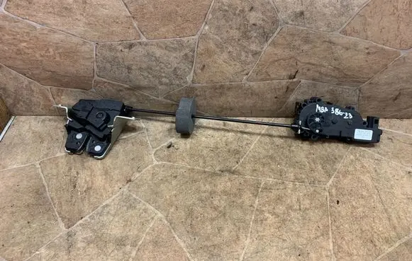 Mercedes-Benz GL X166 Tailgate/trunk/boot lock/catch/latch A2047500060