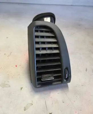 Mercedes-Benz Vito Viano W639 Dashboard side air vent grill/cover trim A6398300154