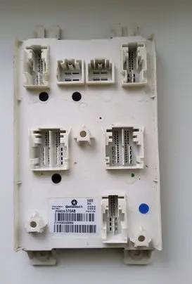 Dodge Journey BSM Control unit 68226576AB 64469S YH283400059