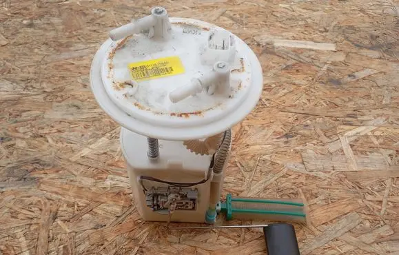 Hyundai i30 In-tank fuel pump 311101H800