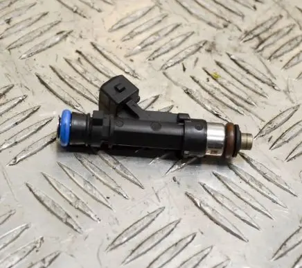 Opel Mokka Fuel injector 0280158205