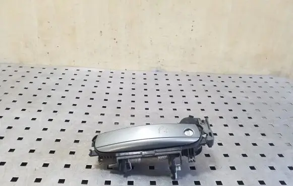 Audi A3 S3 8P Front door exterior handle