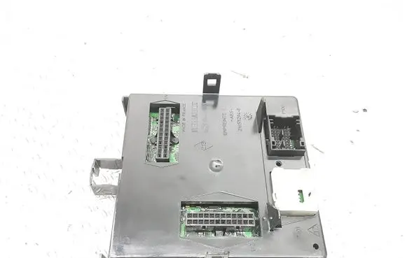 Renault Espace - Grand espace IV Comfort/convenience module 8200368384