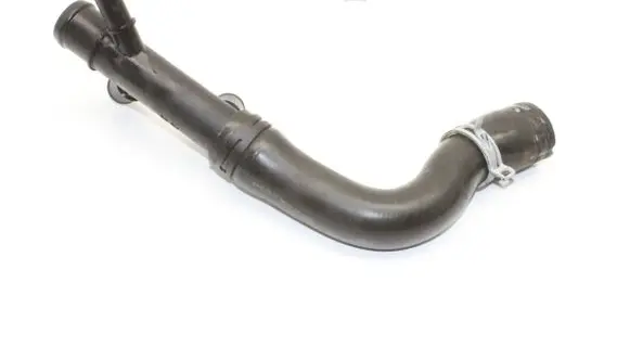 Volvo XC40 Engine coolant pipe/hose 32224223