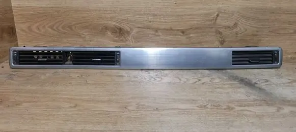 Volvo V70 Dash center air vent grill 30715143