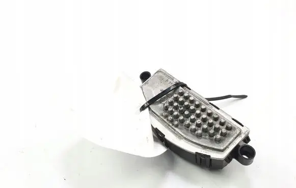 Skoda Octavia Mk3 (5E) Heater blower motor/fan resistor 5Q0907521E