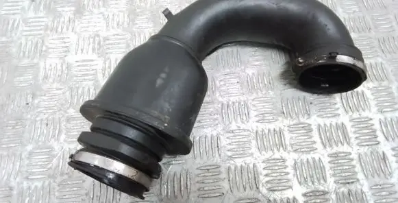 Volvo V70 Intercooler hose/pipe 30713698