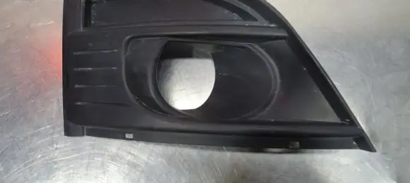 Citroen C4 I Picasso Front bumper lower grill 9680403977