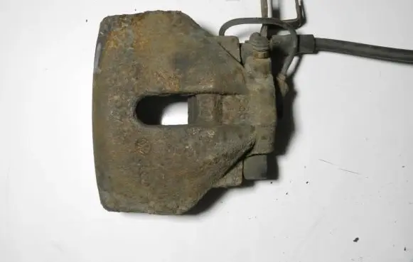Volkswagen PASSAT B5.5 Front brake caliper