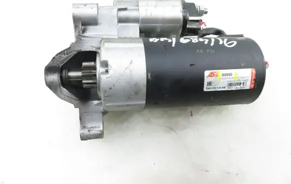 Peugeot 206 Starter motor S0550