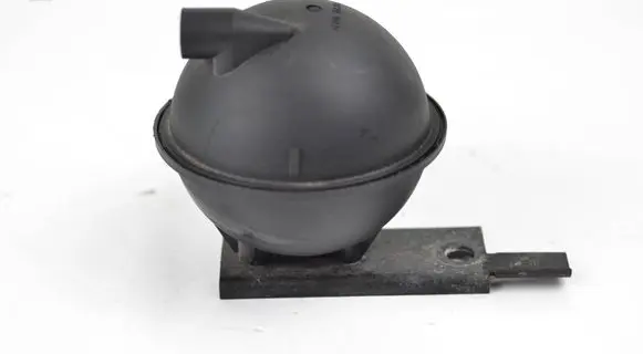 Volkswagen PASSAT B5 Vacuum air tank 054129808