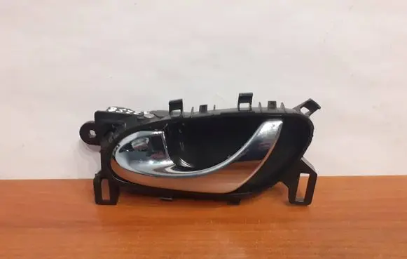 Nissan X-Trail T32 Rear door interior handle