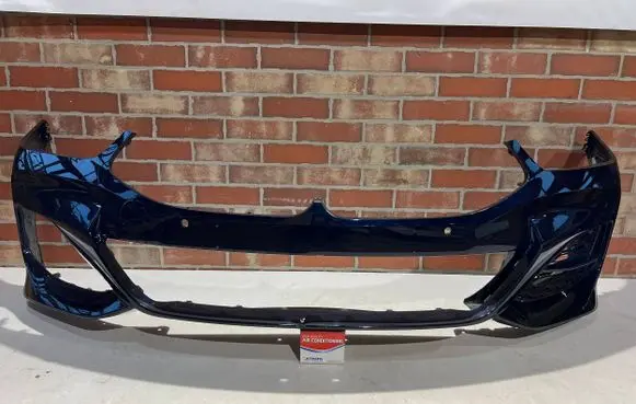 BMW 8 G14 Front bumper 8070558