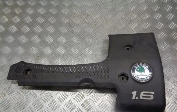 Skoda Octavia Mk1 (1U) Heat shield in engine bay 032103935A