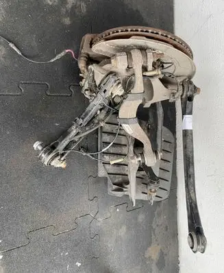 BMW 5 G30 G31 G38 Stub axle 