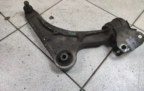 Ford Fusion II Front control arm 060379G