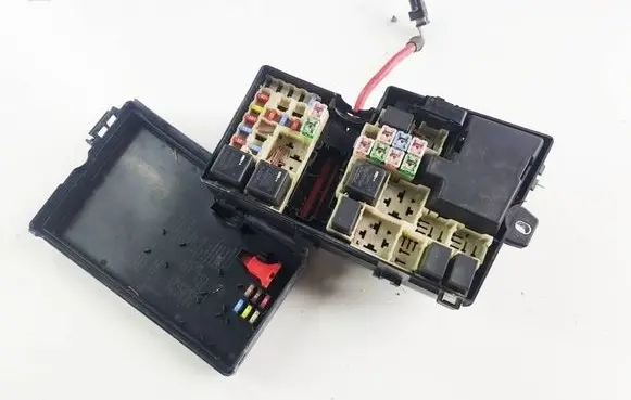 Volvo V50 Fuse box set 30745874