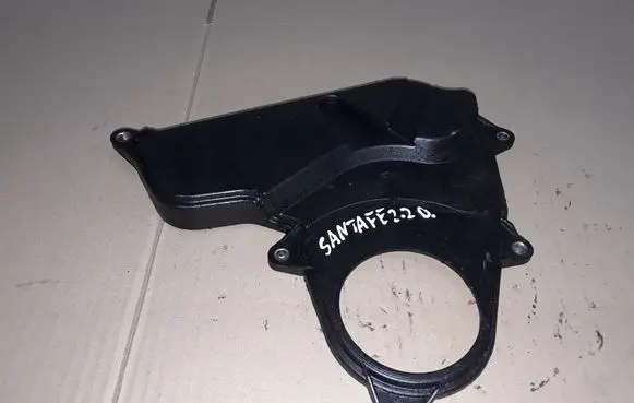 Hyundai Santa Fe Timing belt guard (cover) 2137027300