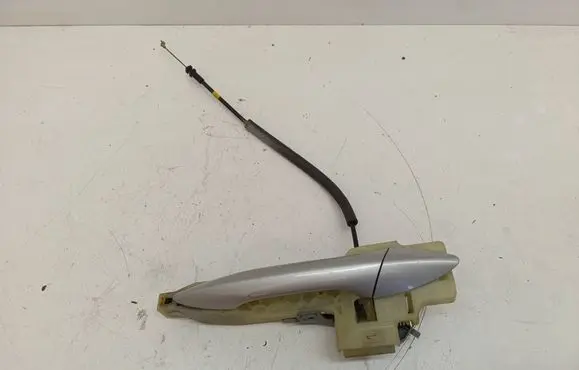 Hyundai Elantra Rear door exterior handle 9095203100