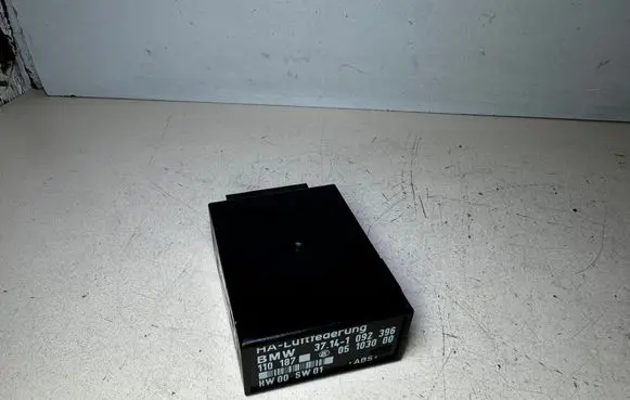 BMW 5 E39 Airbag control unit/module 37141092396 1092396