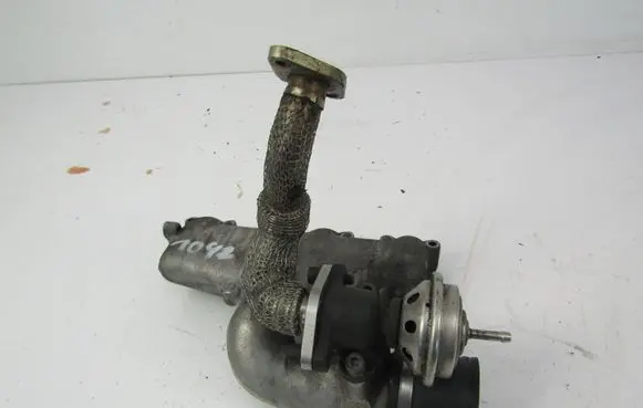 Volkswagen PASSAT B5 Intake manifold 