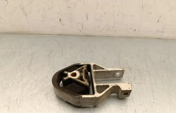 Polestar 2 Engine mount bracket 8888960949