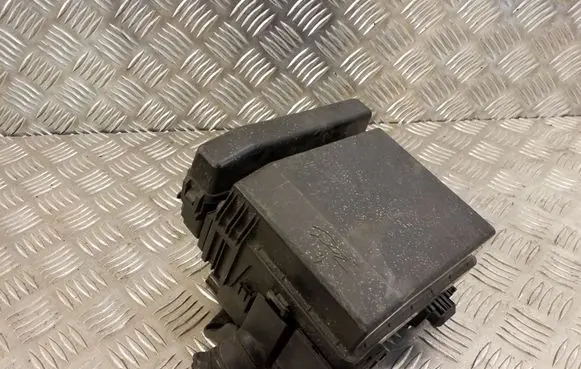 Mitsubishi Grandis Fuse box set 307080872