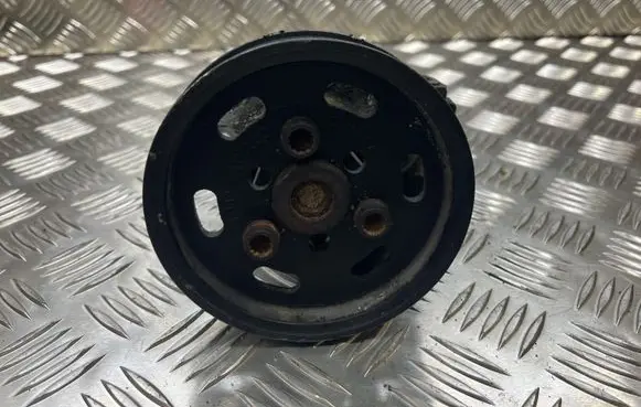 Seat Exeo (3R) Power steering pump 8EO145155N