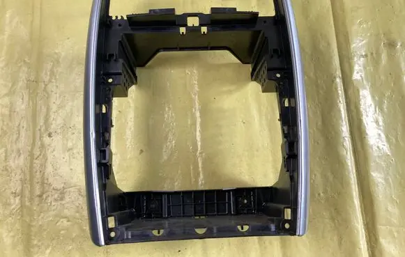 Mercedes-Benz B W245 Dash center speaker frame A1696801255
