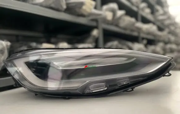Tesla Model S Headlight/headlamp 105357300C 00203443 163130