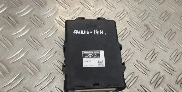 Toyota Auris E180 Gearbox control unit/module 8953512010