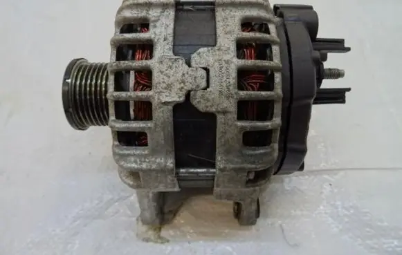Renault Talisman Generator/alternator 231004BE0A