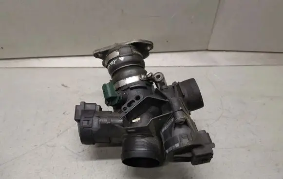 Peugeot 407 Throttle valve 9655971780