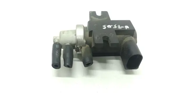 Vacuum valve