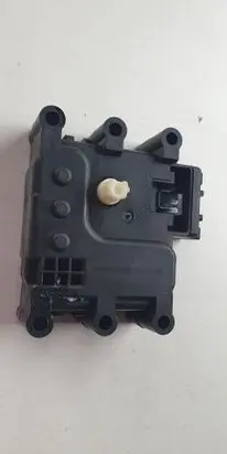 Mazda 6 A/C air flow flap actuator/motor 