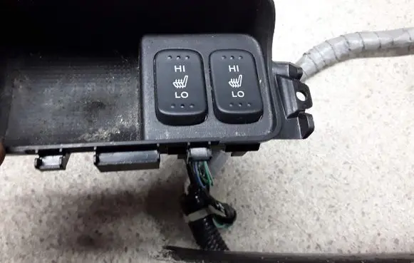 Honda Civic Seat heating switch 1232106