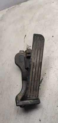 Volkswagen Golf V Accelerator throttle pedal 1K1721503P 170907 131014
